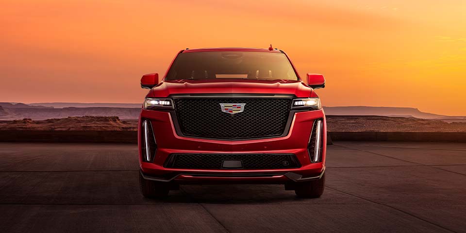 Nueva Cadillac Escalade-V con exclusiva parrilla deportiva con acabado en negro
