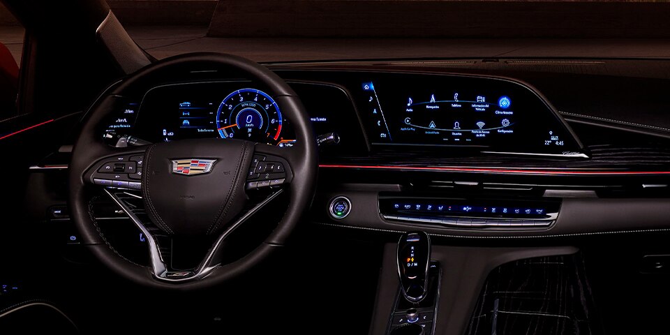 Interior de nueva Cadillac Escalade-V forrado en piel con 2 diferentes combinaciones de color