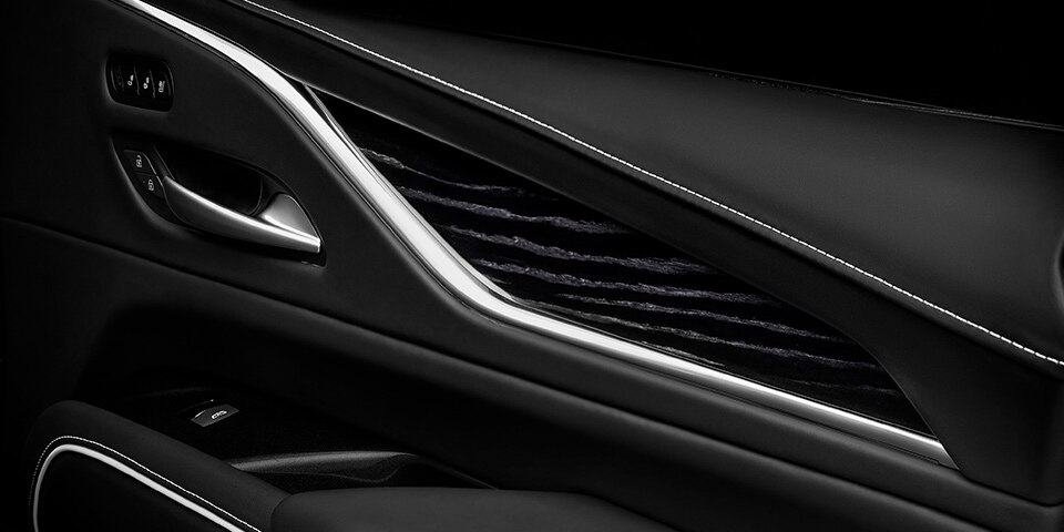 Insertos de Zebra wood de lujo en tu nueva camioneta grande de lujo, Cadillac Escalade-V 2023