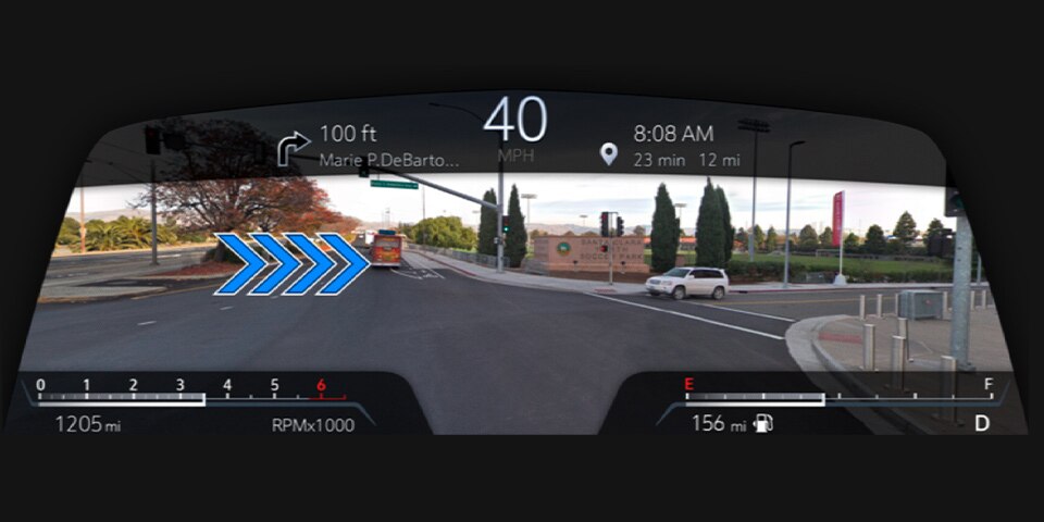 Navegación con realidad aumentada en tu camioneta grande de lujo, nueva Cadillac Escalade-V 2023